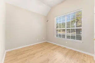 111 Midcrest Dr, Irving, TX 75063 - Photo 16