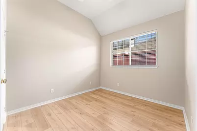 111 Midcrest Drive, Irving, TX 75063 - Photo 18