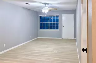 1511 Laurel Ln, Plano, TX 75074 - Photo 2