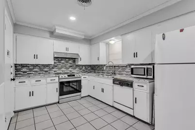 709 Valley View Drive, Arlington, TX 76010 - Photo 18