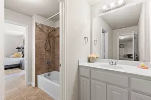 6020 Shiner Dr, Fort Worth, TX 76179 - Photo 12