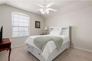 6020 Shiner Dr, Fort Worth, TX 76179 - Photo 8