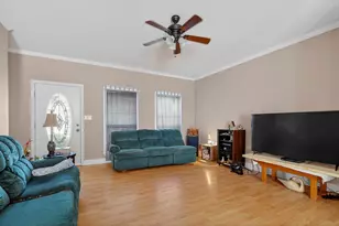 517 Wildewood Dr, Chandler, TX 75758 - Photo 4