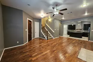 8627 Calvin Rd, Irving, TX 75063 - Photo 4