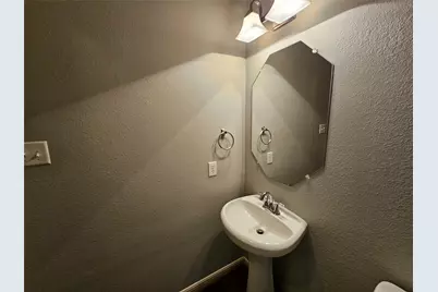 8627 Calvin Road, Irving, TX 75063 - Photo 8