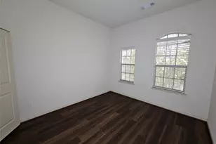 8627 Calvin Rd, Irving, TX 75063 - Photo 18