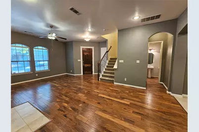 8627 Calvin Road, Irving, TX 75063 - Photo 6