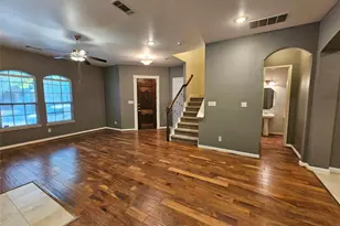 8627 Calvin Rd, Irving, TX 75063 - Photo 6