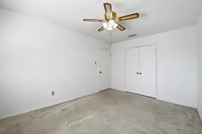 2212 Benbrook Drive, Carrollton, TX 75007 - Photo 18