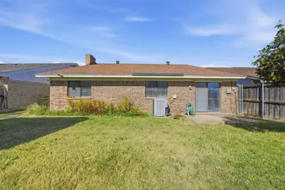 2212 Benbrook Drive, Carrollton, TX 75007 - Photo 24