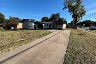 1241 Evergreen Dr, Richardson, TX 75080 - Photo 2