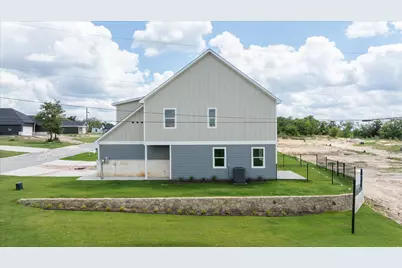 720 N Sycamore Street, Hico, TX 76457 - Photo 28