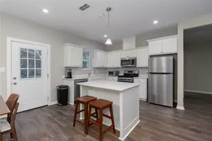 102 E Elm St, Winona, TX 75792 - Photo 6