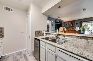 6900 Skillman St, Dallas, TX 75231 - Photo 8