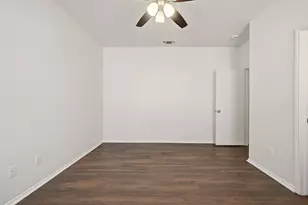 1542 Sunny Meadow Rd, Lancaster, TX 75134 - Photo 22