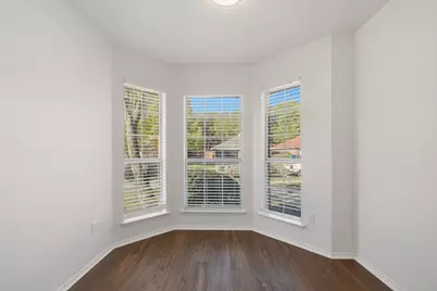 1542 Sunny Meadow Road, Lancaster, TX 75134 - Photo 6