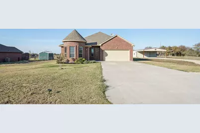 220 Delatorre Street, Trenton, TX 75490 - Photo 2