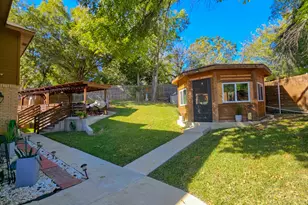 1812 Haley Cir, Carrollton, TX 75006 - Photo 4