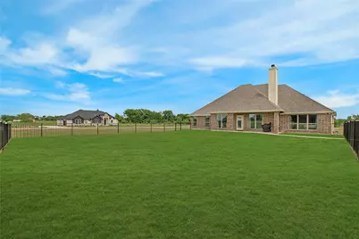 1099 Tawakoni Lane, Wills Point, TX 75169 - Photo 6