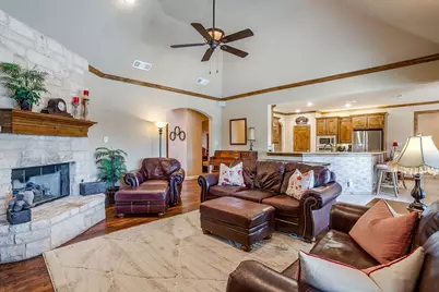 1325 Whisper Willows Drive, Fort Worth, TX 76052 - Photo 10