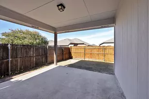 1410 Jacksons Run, Greenville, TX 75402 - Photo 16