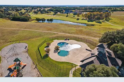 7301 Retreat Boulevard, Cleburne, TX 76033 - Photo 28