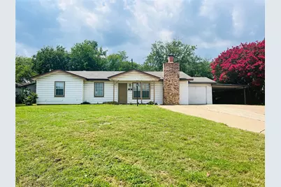 109 NE Cindy Lane, Burleson, TX 76028 - Photo 1