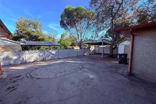 914 Bandera Ln, Garland, TX 75040 - Photo 14