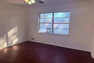 914 Bandera Ln, Garland, TX 75040 - Photo 8