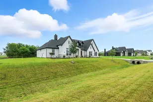 3141 Claire Dr, Midlothian, TX 76065 - Photo 2