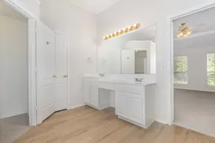 964 Camden Dr, Lewisville, TX 75067 - Photo 14