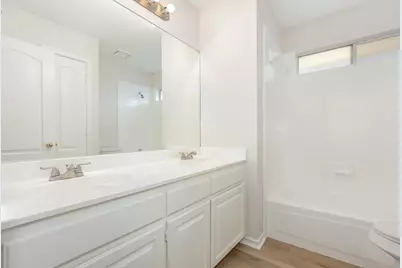 964 Camden Drive, Lewisville, TX 75067 - Photo 16