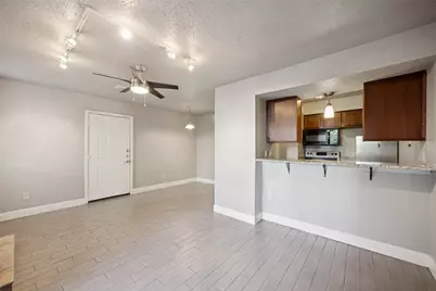 1503 N Garrett Avenue #111, Dallas, TX 75206 - Photo 4