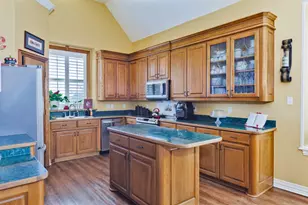 503 Port O Call Dr, Runaway Bay, TX 76426 - Photo 8