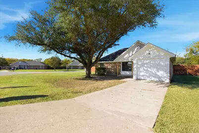 220 Brook Circle, Krum, TX 76249 - Photo 22