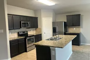 649 Clearbrook St, Azle, TX 76020 - Photo 6