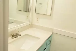 13647 Weald Green St, Dallas, TX 75240 - Photo 10