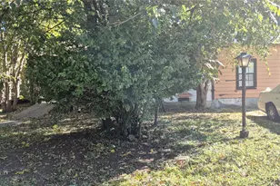 2838 Cherrywood Ave, Dallas, TX 75235 - Photo 2