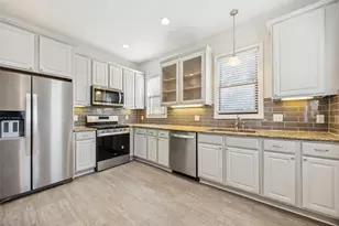 2110 Washington Ave, Fort Worth, TX 76110 - Photo 2