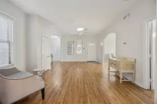 2110 Washington Ave, Fort Worth, TX 76110 - Photo 10