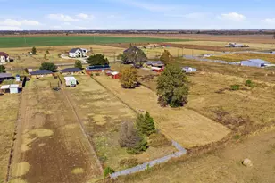 2028 Forreston Rd, Waxahachie, TX 75165 - Photo 24