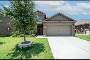 2315 Julia Ln, Forney, TX 75126 - Photo 2