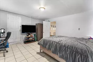 109 N Kouns St, Cleburne, TX 76031 - Photo 10