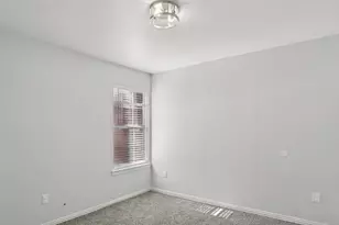 4021 Preferred Pl, Dallas, TX 75237 - Photo 18