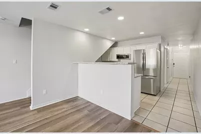 4021 Preferred Place, Dallas, TX 75237 - Photo 1