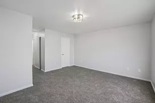 4021 Preferred Pl, Dallas, TX 75237 - Photo 12