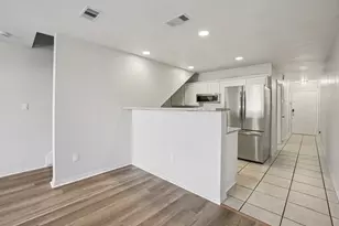 4021 Preferred Pl, Dallas, TX 75237 - Photo 2