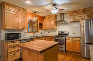 438 South St, Krum, TX 76249 - Photo 6