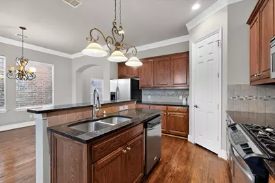 18343 Frankford Lakes Circle, Dallas, TX 75252 - Photo 16