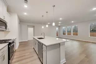 624 Marcus Ln, Crowley, TX 76036 - Photo 10